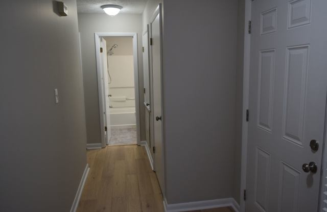 Bartons Landing Condo Gallery 4