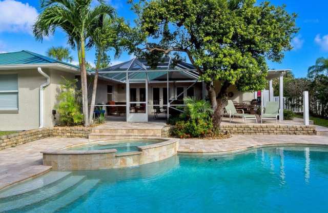 716 Kumquat Road photos photos