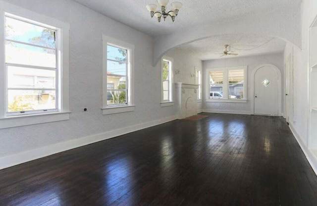 4009 Garden Avenue unit: A photos photos 4009 Garden Avenue unit: A photos photos