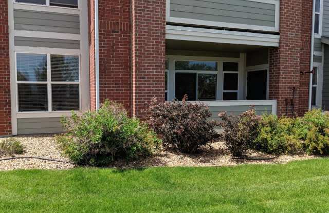 Beautiful Ground Floor Condo, Steps From Light Rail - Close to Fitzsimmons/DIA Gallery 3
