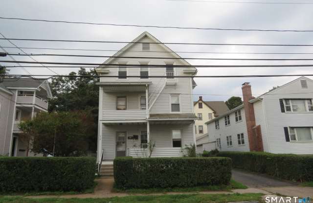 418 East Street Gallery 4