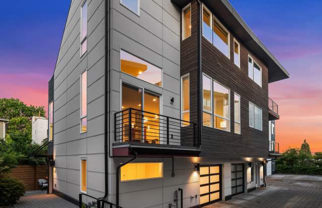 818 25th Ave S photos photos