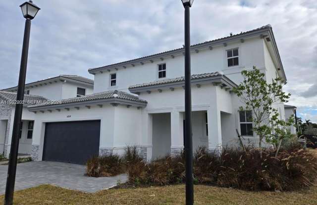 14894 SW 163rd St photos photos