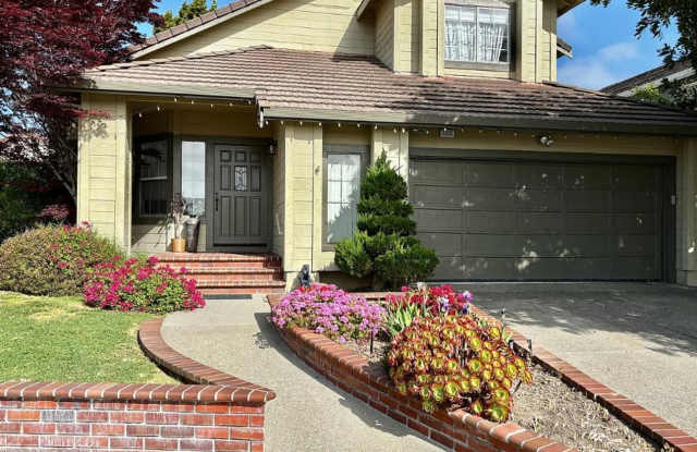 Luxury 4 Bedroom Home with Pool & Spa in Fremont's Desirable Northgate Neighborhood! photos photos