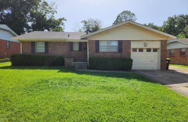 925 N Linda Ave photos photos