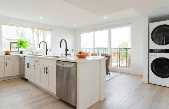 1622 W 35th Street - Co-Living photos photos