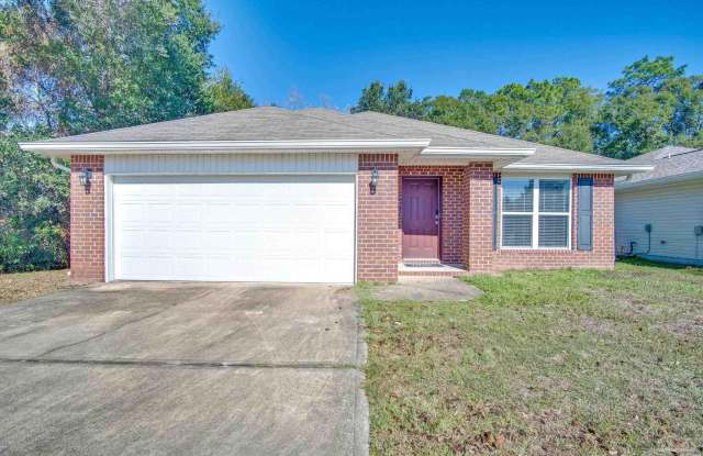 172 Creekview Dr - 172 Creekview Drive, Brent, FL 32503