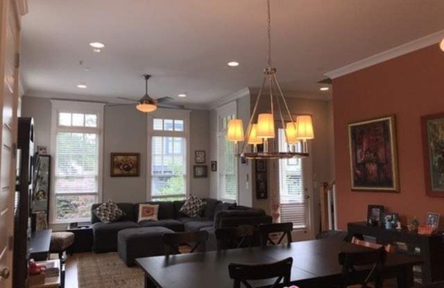 1014 Braeburn Lane Gallery 4