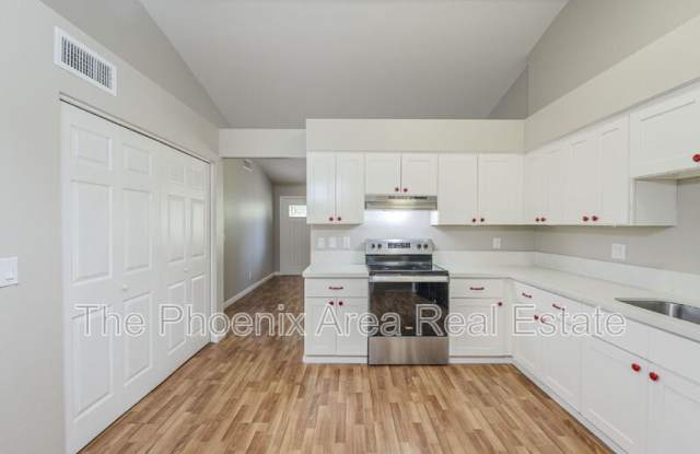 875 S Nebraska St photos photos