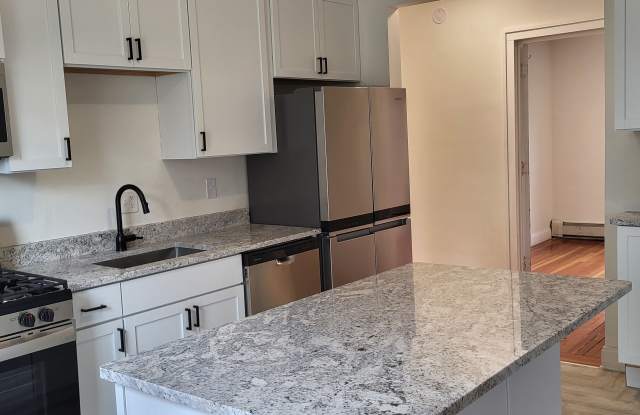 2006 2nd Ave S photos photos