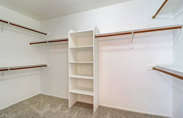 2342 W BINNER Drive Gallery 3