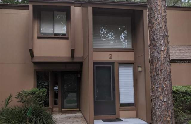 2 GREENBRIAR Court Gallery 1