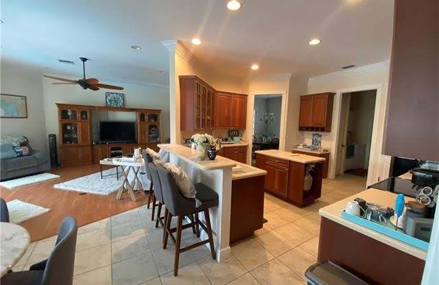 4958 Riverside DR Gallery 4