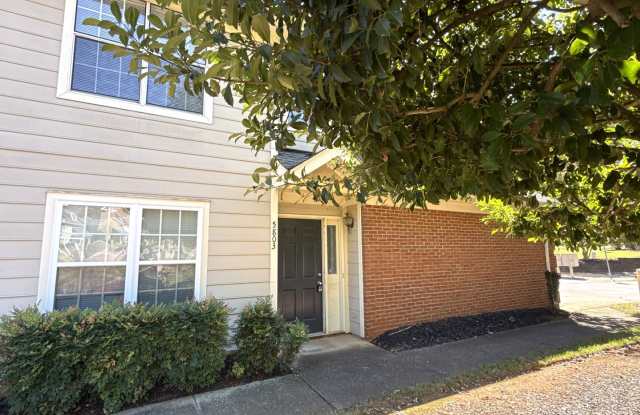 T.R. Lawing Realty Property Gallery 1