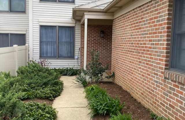 3 bedroom 4 bathroom home in Lancaster township - 1844 Spring Ridge Lane, Lancaster County, PA 17603