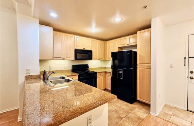2338 Watermarke Place Gallery 4