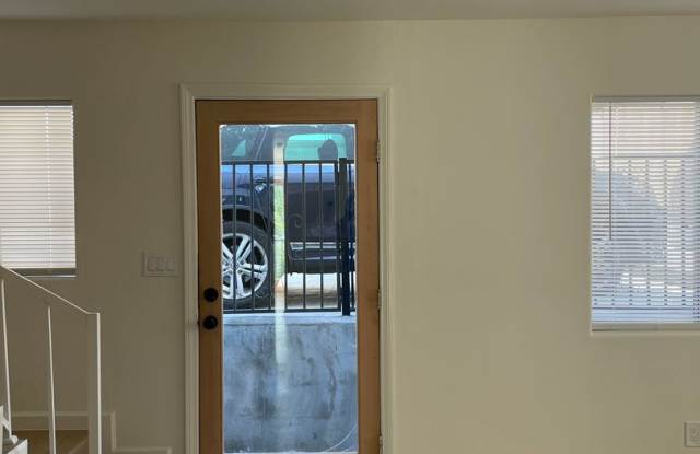 1027 Coronado Terrace photos photos