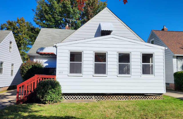 Adorable 3 bedroom, 1 bath bungalow - 4113 Wyncote Road, South Euclid, OH 44121