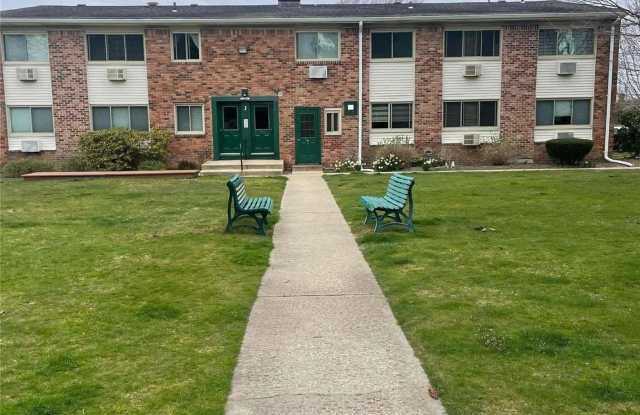 2449 Union Boulevard - 2449 Union Boulevard, Islip, NY 11751