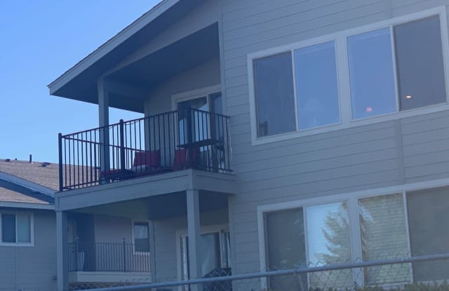 520 11th St NE Unit 25 - 520 11th Street Northeast, East Wenatchee, WA 98802