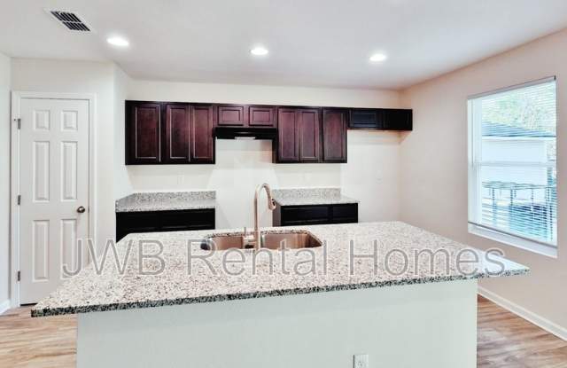 7920 Pipit Ave Gallery 2