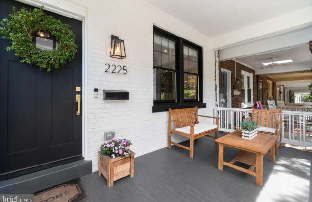 2225 39TH STREET NW Gallery 2