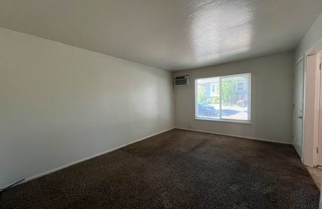 1469 6th Avenue Gallery 4