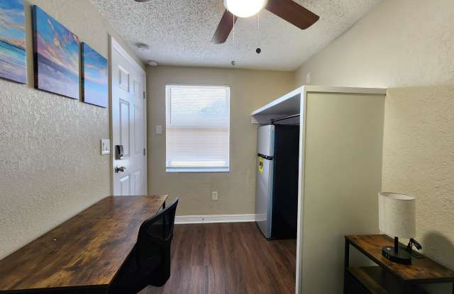3547 Cheswick Drive - Room 5 photos photos