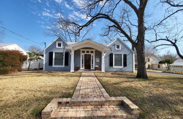 307 Rose - 307 Rose Street, Fredericksburg, TX 78624