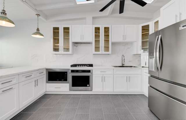 1680 Seacoast Drive #B - 1 Gallery 1