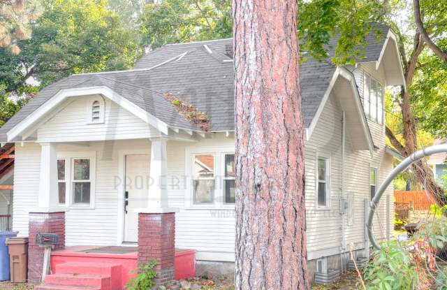 Furnished Perry District Bungalow Gallery 1