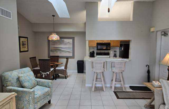 2512 SE Anchorage Cove Gallery 2
