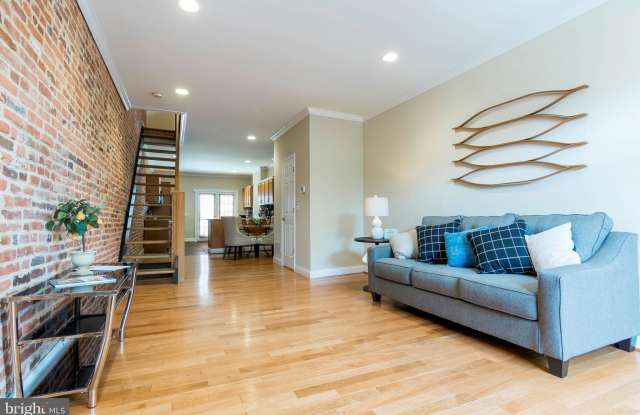 28 N KENWOOD AVENUE Gallery 3