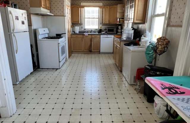 95 Belmont St. photos photos