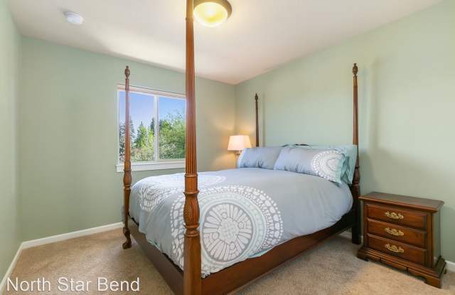 716 NE Vail Ln. Gallery 3