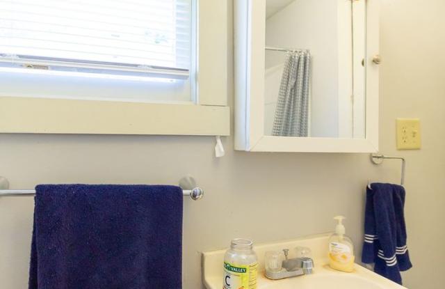 PRELEASING for AUGUST! Close to Campus photos photos PRELEASING for AUGUST! Close to Campus photos photos