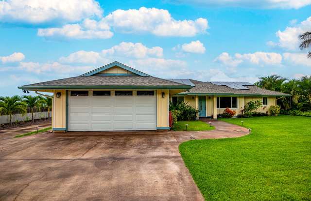 Available Now! Private 3BR/2BA Home in Desirable Wainani Estates – Panoramic Kona Coast Views, Owned Solar PV & Spacious Backyard! Gallery 1