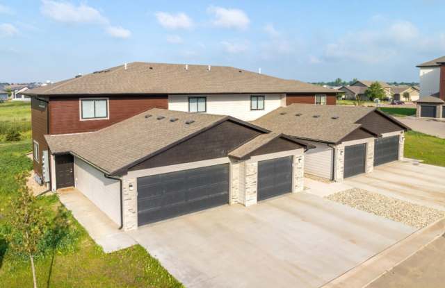 Grand Prairie Apartments Gallery 2