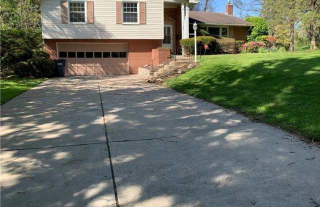 1189 Billings Drive - 1189 Billings Drive, Upper St. Clair, PA 15241 1189 Billings Drive - 1189 Billings Drive, Upper St. Clair, PA 15241