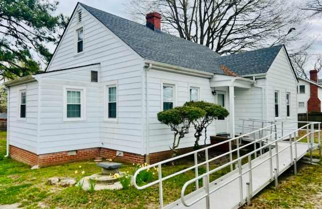 Renovated 3 bdrm/1.5 bath Home with Bonus Room and Dressing Room Located Near Hopkins Rd. photos photos