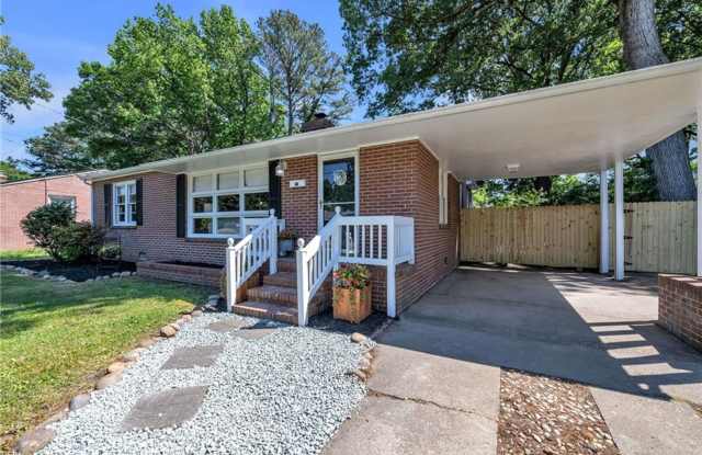 Charming Brick Ranch Gallery 3
