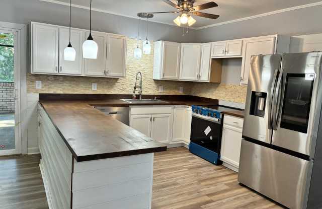 1852 Hopkins Drive photos photos 1852 Hopkins Drive photos photos