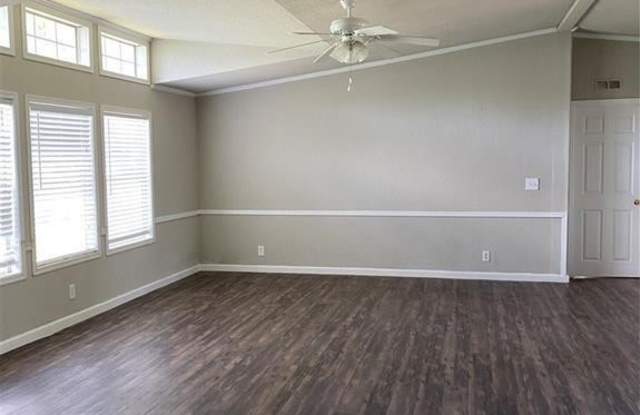 11909  Garden Grove DR Gallery 2