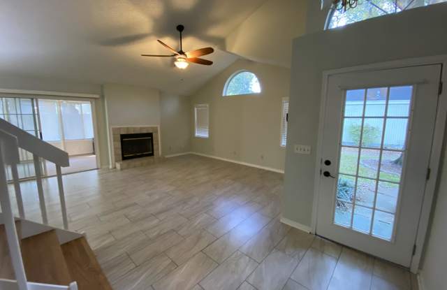 11329 ASHLEY MANOR WAY Gallery 2