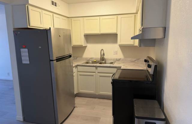 2 Bedroom 1 Bath In Central Las Vegas photos photos
