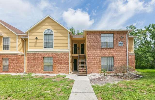 8636 MALLARD RESERVE Drive Gallery 2