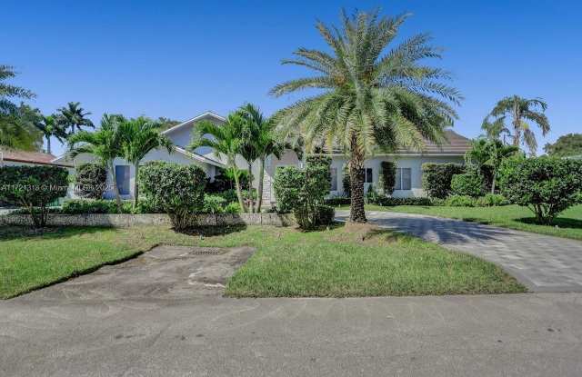 18440 SW 79th Ct Gallery 3