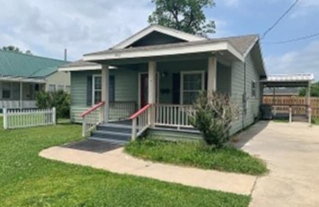 306 Louie Street - 306 Louie Street, Lake Charles, LA 70601