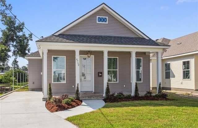 4712 CROSS Street - 4712 Cross Street, Elmwood, LA 70121