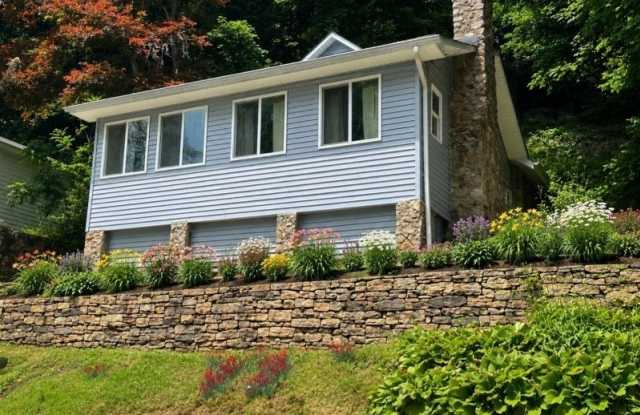 180 Lakeside Dr Gallery 1